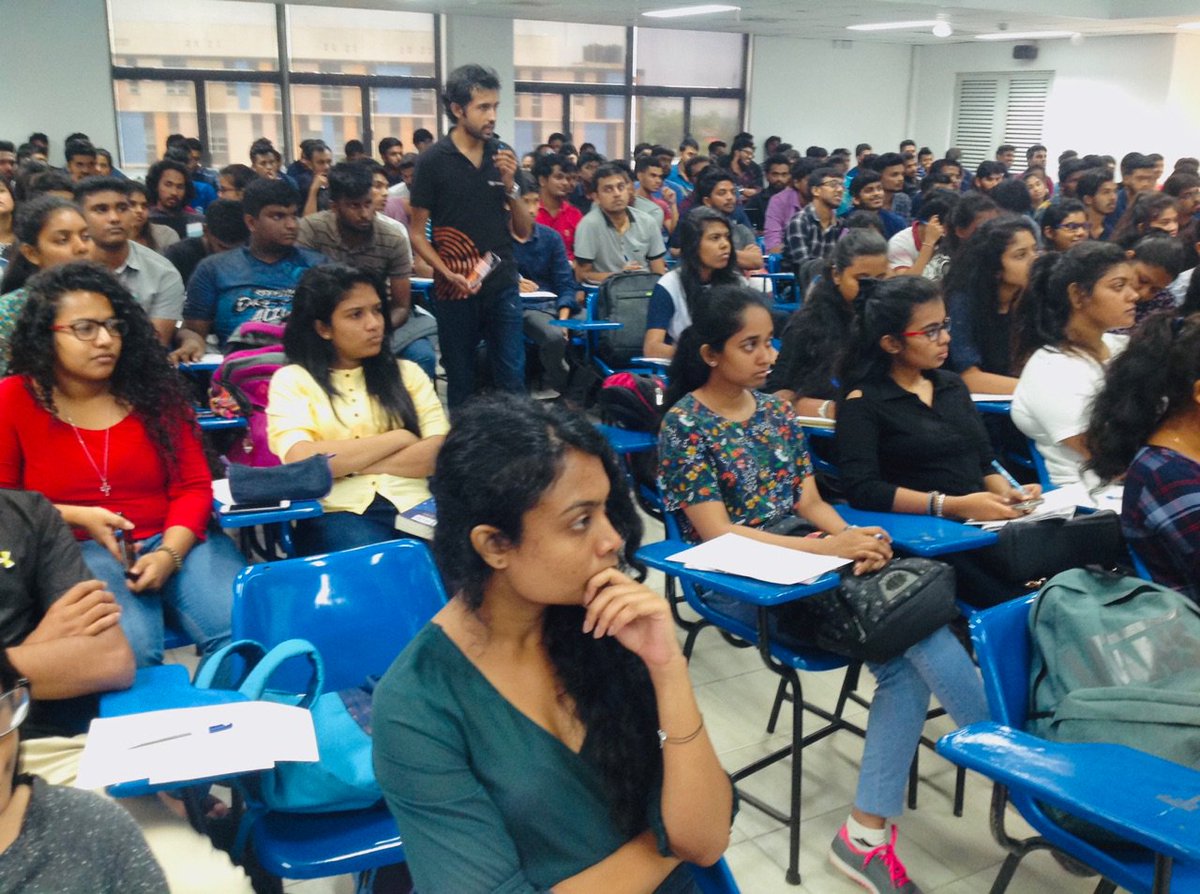 99x_io's tweet photo. The #UniRelations team is at @SLIIT today where #Xian @sri_yasas is conducting a #session on Augmented Reality Application Development to a full house of more than 200 #students
#Dotitude #AugmentedReality #SLIIT #Workshop https://t.co/nwvNgaW7fx