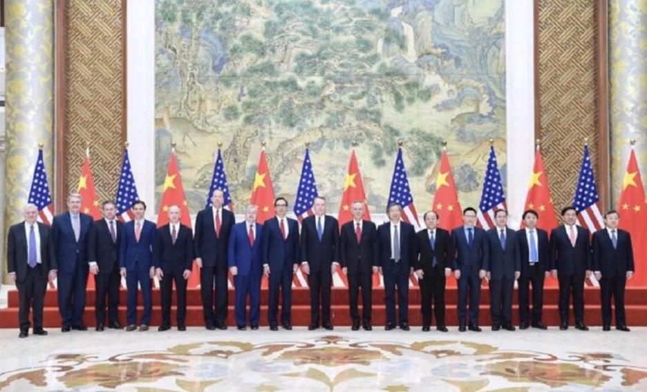 annafifield's tweet photo. U.S.-China trade talks: 17 dudes in a room. https://t.co/uuS4Zls49g