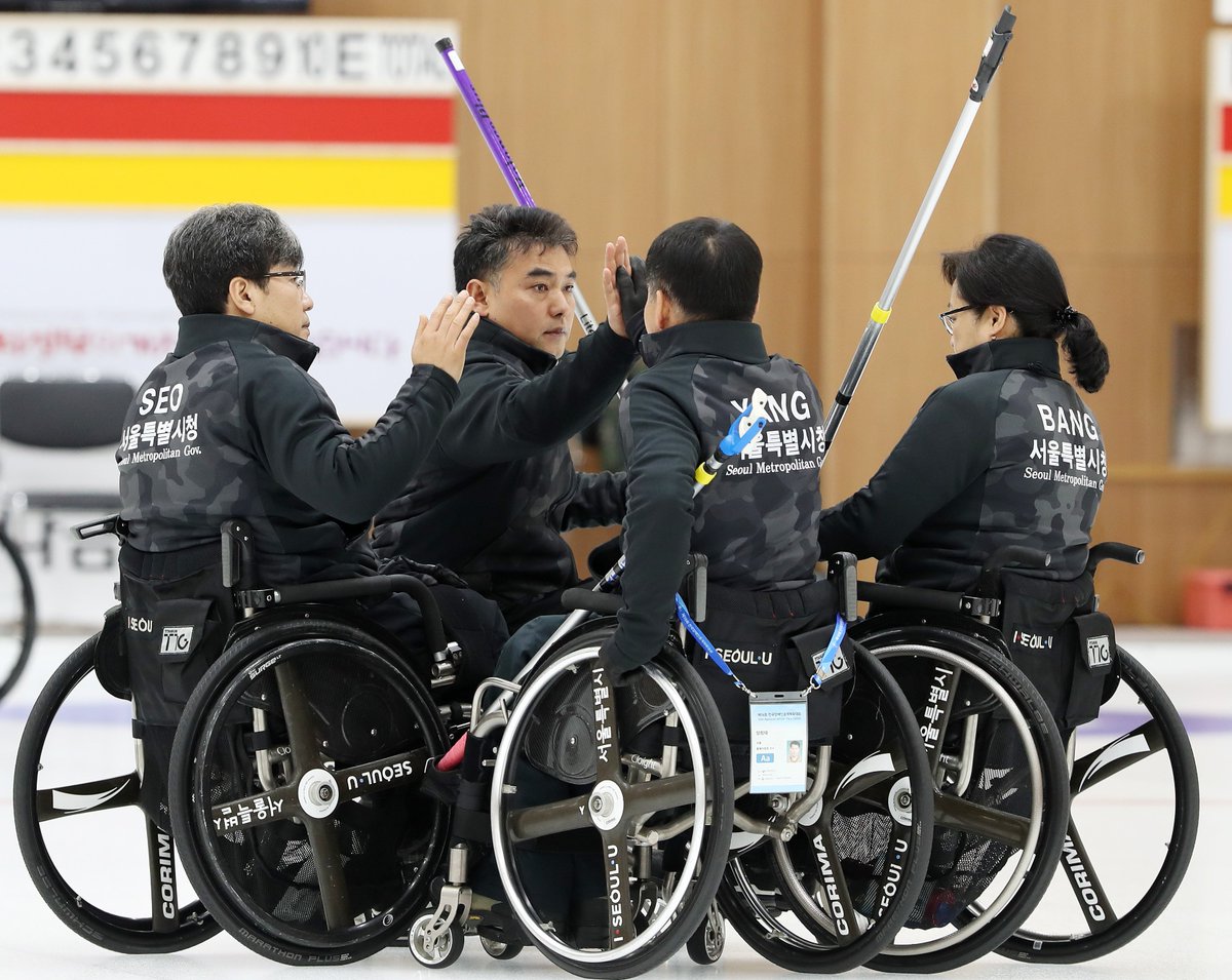 kosadpr's tweet image. [2월 15일 휠체어컬링 서울 vs 경기]

#전국장애인동계체육대회 #장애인체전 #장애인체육 #동계체전 #장애인스포츠 #휠체어컬링 #서울 #경기
#장애인스포츠의_모든것 @kpcsports 

자세한 경기 결과는 대회 홈페이지에서 확인가능합니다^^
16thwinter.koreanpc.kr