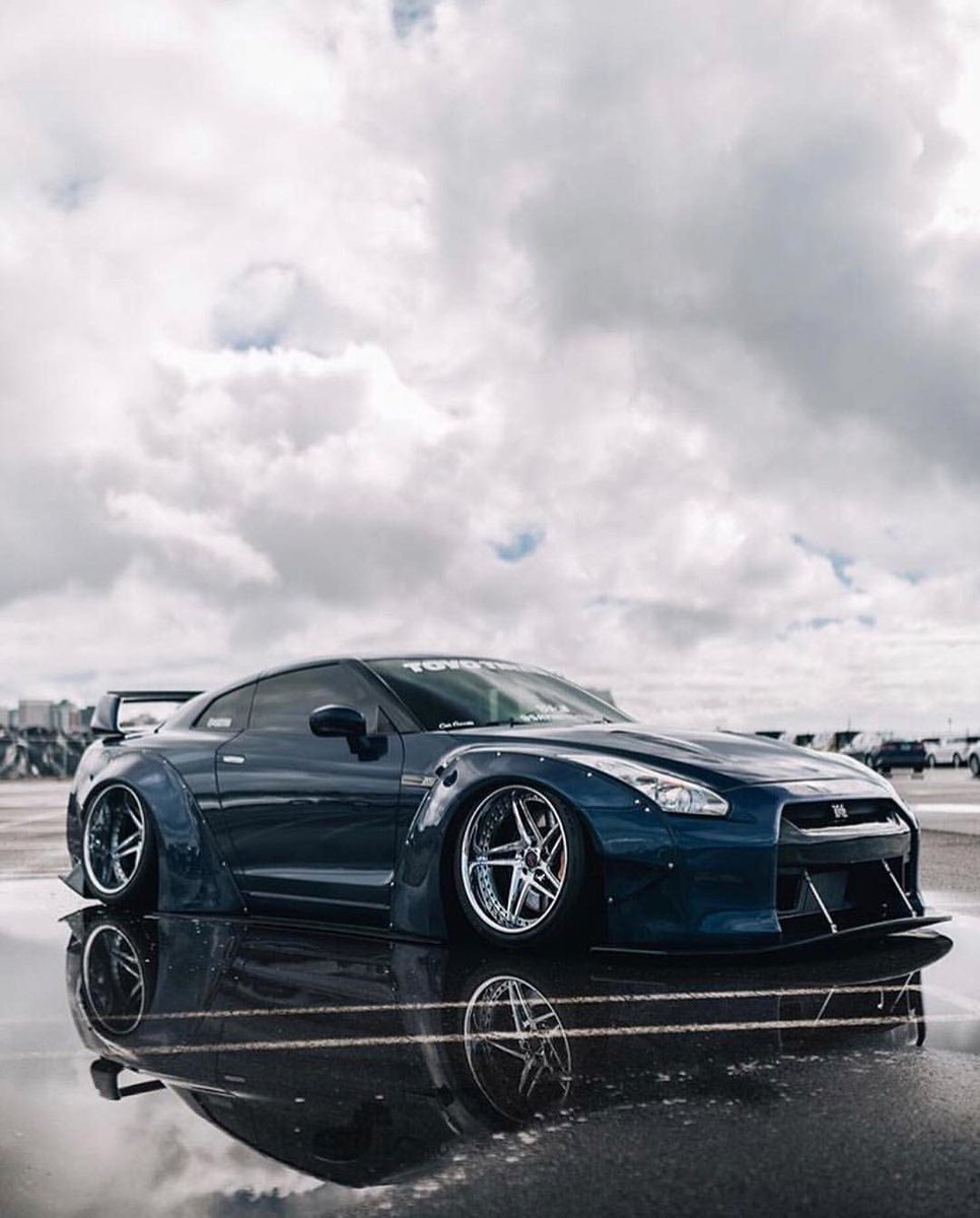 JustVehicles's tweet photo. She’s T H I C C C https://t.co/cMVHDqSRSS