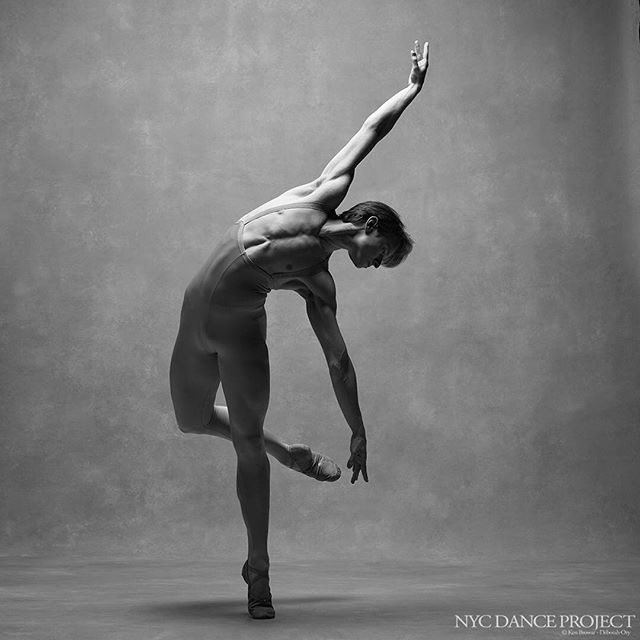 DdiDanza's tweet photo. Daniil
Photo Β© NYC Dance Project
#DaniilSimkin #ABT
#AmericanBalletTheatre
#NYCDanceProject #NYCDanceProjectPhotography #KenBrowar #DeborahOry #dancephotography #dance #ballet #ballethotography #dddanza
@daniil @ABTBallet @nycdanceproject https://t.co/hdUbuT474s