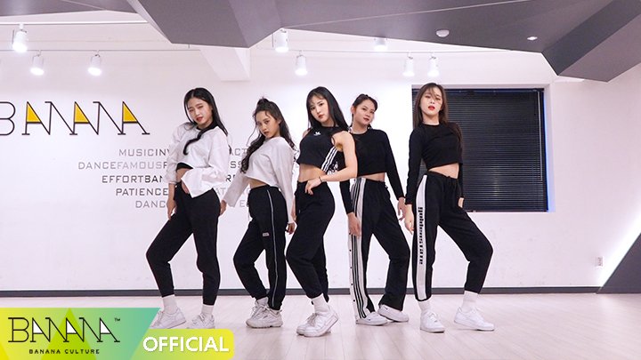 [#BANANACULTURE] 이 세상의 다크가 아니네! 새싹둥이들의 느낌으로 재탄생한 #포미닛 의 #미쳐 가 드디어 공개되었습니다! (짝짝짝) 불타는 금요일 다크둥이들과 함께 🔥

#장르_넘나드는_새싹둥이들_대박이다_증말