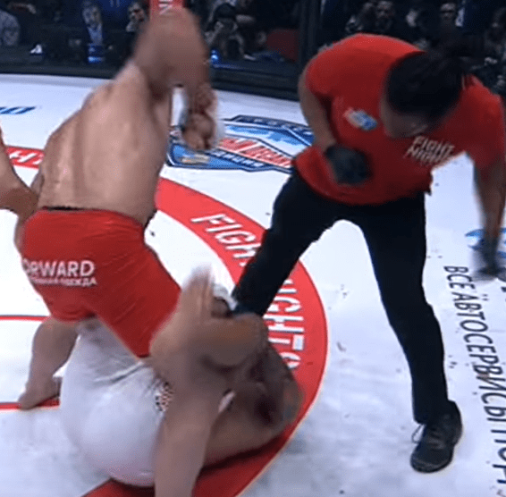Kayovidcom's tweet photo. Silva vs Minakov KO https://t.co/levtXLYkgb https://t.co/XesCo98FtK