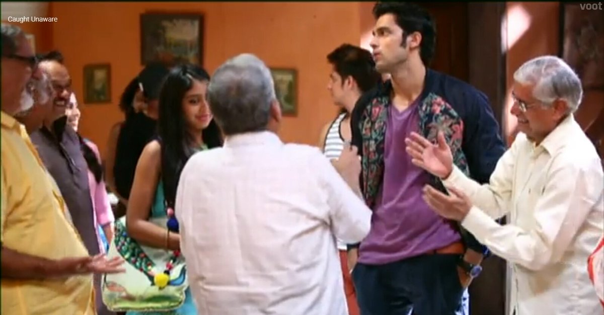 "Kahi tum log aliens toh nahi ho"This cracked me up I don't know why that grandpa said such a thing Manik was so done with the lame joke and Nandini was trying to be polite.I wish the visited that oldage hope again P.s - they should asked dhruv instead of MaNan