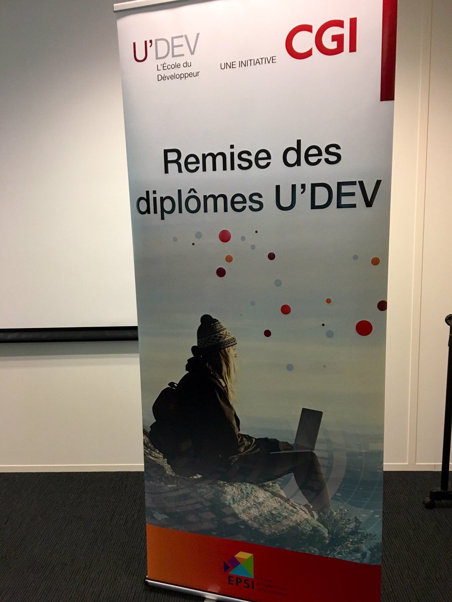 #UDEV 👩‍🎓👨‍🎓
Félicitations à tous les alternants pour l'obtention de leur diplôme en présence de <a href="/BenoitMeyer_/">Benoît Meyer</a> <a href="/mjcornille/">Marie Jose Cornille</a> Arnaud Célérier et Christian Degli Esposti - parrain de la promo !