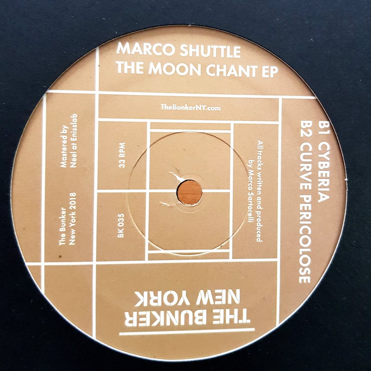 TribeRecordsUK's tweet photo. New on The Bunker New York - tripped out techno bombs from the master Marco Shuttle #BunkerNY #MarcoShuttle #techno https://t.co/VLIvJJBpGy