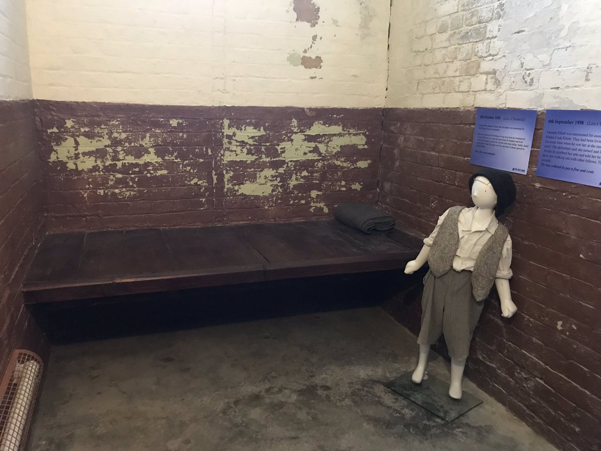 Faye_Pudney's tweet image. At the reopening of the Old Nick #Museum this morning after their refurbishments. A lovely place to visit in #Gainsborough about the history of @lincspolice In the town! Thank you @Benjamin_Adlard for their re-enactment of local court cases! 

#DiscoverGainsborough @DiscoverGains