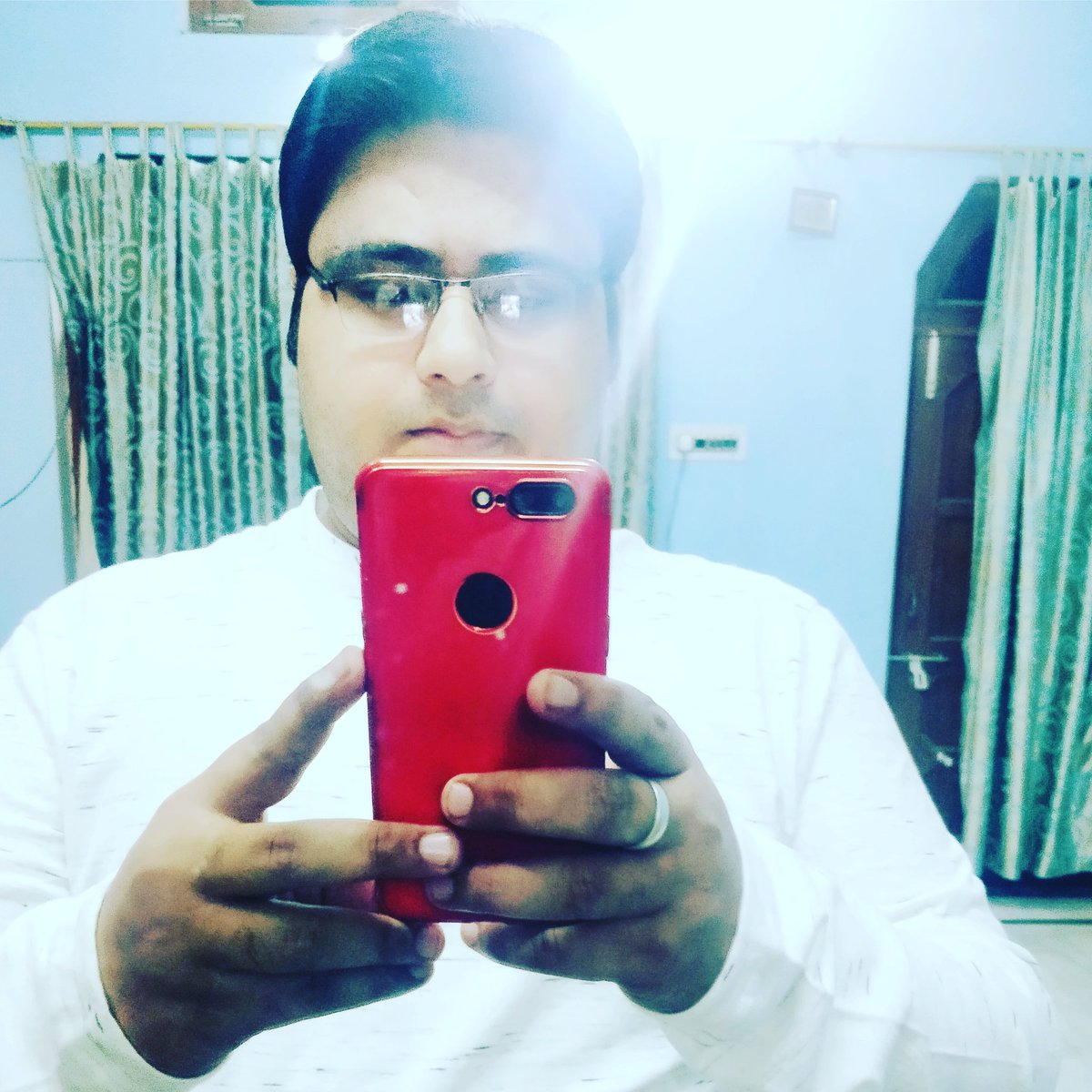 syedjawednihal2's tweet photo. Elegance and grace personified.. mashaallah just see the glow, glitter glamour and Spark on the face.. #beauty #handsomehunk #strongstud #veryverygoodlooking #strongboy #damngoodlookingboy #highlyeducated #businessgrowth #handicraftsstores #superrich #bornofgreatness https://t.co/HREG7N9POS