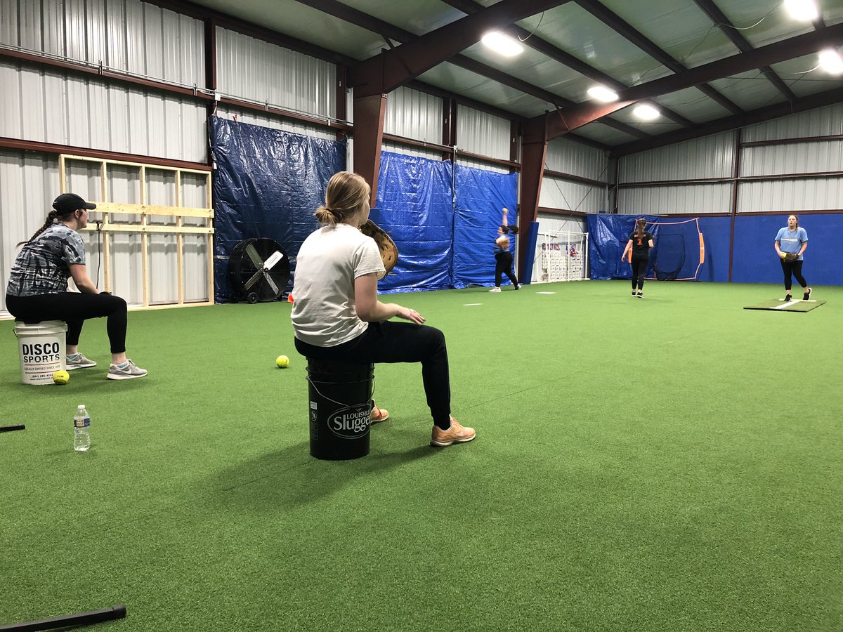 ClubLongwood's tweet photo. Thank you Bandit Sports for letting us join you on our rainy days! https://t.co/FaNXaAiZUu
