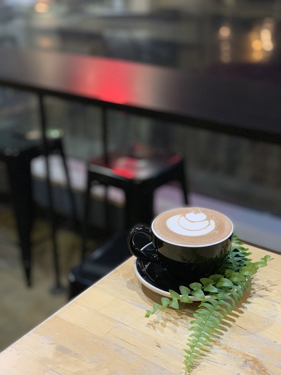 L13IUP's tweet image. ✨It's time for another FLASH FRIDAY GIVEAWAY! ✨

All you have to do is RETWEET this tweet to be entered to win a $50 COMMONPLACE COFFEE GIFT CARD!

Winner will be chosen on Monday! Good Luck!