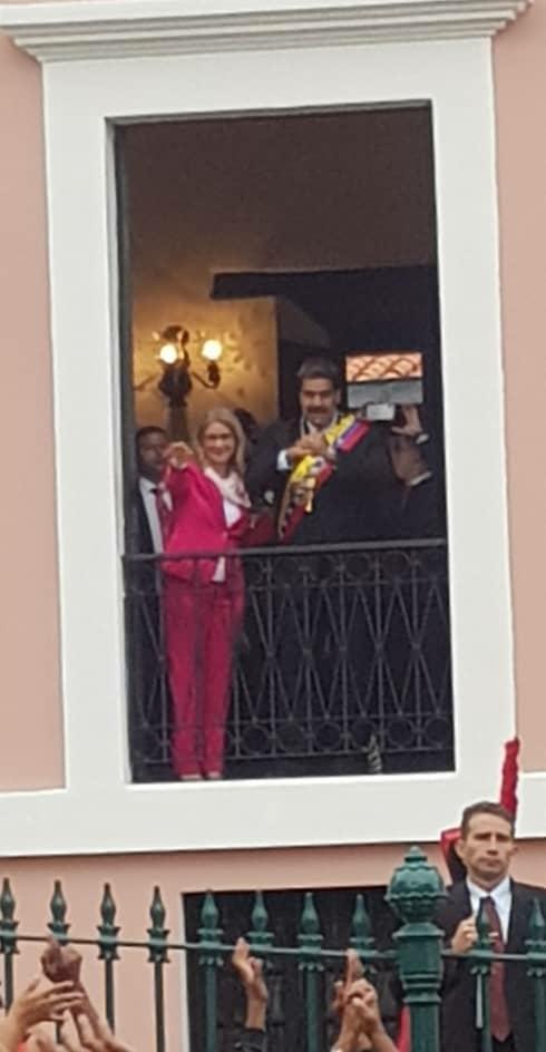 MsvSabanita's tweet photo. Hoy en nuestra Plaza Bolívar Histórica celebrando El Bicentenario del  Discurso Congreso de Angostura. https://t.co/DMG1kL80zt
