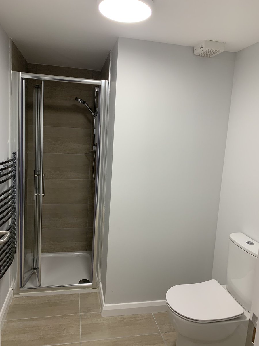 96SandyRow's tweet photo. Delivering Sandy Row as A Place To Live - apartments completed &amp; 2 local young people moving in today! Delighted we have been able to achieve this as part of the #SandyRow2030 vision @belfastcc #LocalInvestmentFund @CommunitiesNI #NeighbourhoodRenewalCapital https://t.co/Ldv9ttV3Qd