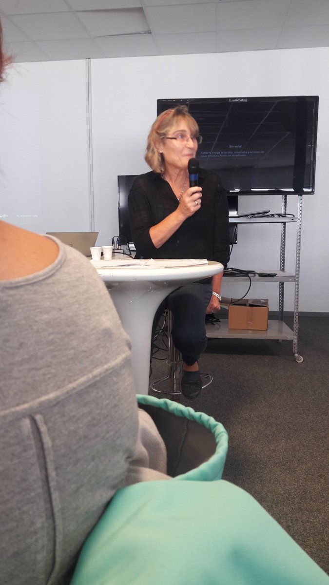 CeciliaWernik's tweet photo. "La escuela pública género un nuevo pacto con Ceibal y Programa Maestras Comunitarias" Eloisa Bordoli
@Plan_Ceibal #AprenderTodxs
#Comunitarios2019
#Comunitarias2019
@ANEP_Uruguay https://t.co/kPkclpaD04