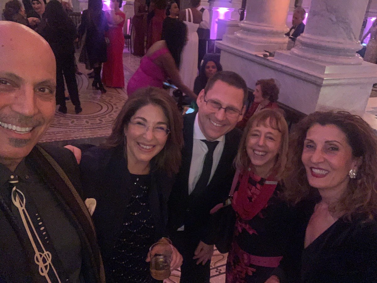 andyshallal's tweet photo. At #FD200 with @avilewis @NaomiAKlein @medeabenjamin and Marjan Shallal https://t.co/gZDlT4a3tM
