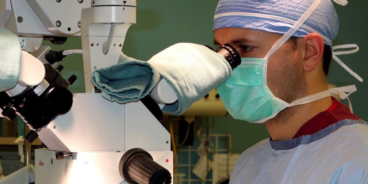 UTMDAnderson's tweet photo. How #microsugery helps our #cancer patients feel whole again: https://t.co/XuTkkm1D5n @DrCarrieChu @AMericliMD #endcancer https://t.co/zClzaLFkWV