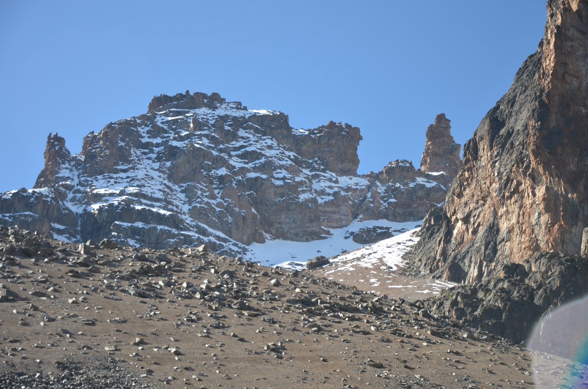 The beautiful Mt Kenya
#nature #NaturePhotography  #explore
#adventure #adventuretravel  #canonphotography 
#conservation #womaninthewild #wild #Mountaineers #Mountains