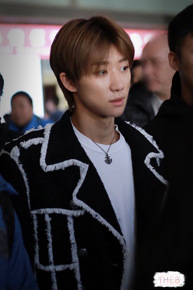 StayBesideight's tweet photo. 190215 PEK 프리뷰

추운데 많이 입어라~💕

#세븐틴⁠ ⁠⁠ ⁠⁠ ⁠ #SEVENTEEN⁠ ⁠⁠ ⁠⁠ ⁠ #THE8 #디에잇 #徐明浩 #ディエイト #ミンハオ https://t.co/dtqmU11pe6