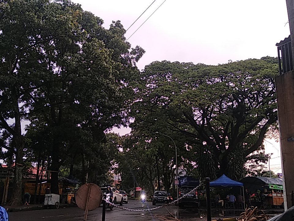 WF_Cornering's tweet photo. hati2 dijalan yg pulang kerja atau mau pergi kemana cuaca abis hujan jalanan licin. 👌🏻 https://t.co/7ns16yMyEn
