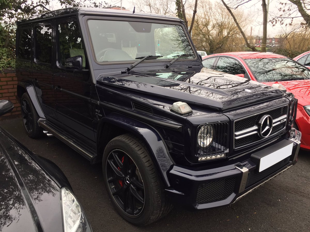 MBofWolves's tweet photo. This Mercedes-AMG G63 4MATIC Edition 463 parked on our car park πΈ #mercedesamg #gwagon #amg #amggang #amglife #mercedeslife #mercedes #benz #mercedesclub #mercedesfans #amgaddict #amgclub #amg4ever #mbfanphoto #mbsocialcar #exterior #exteriordesign #MBDetail #detail #lookers https://t.co/bSQBqRmbED