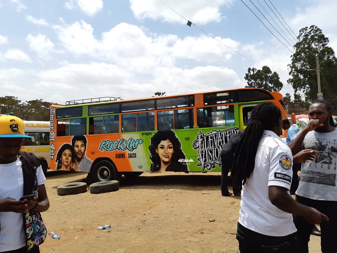 MatwanaCulture's tweet photo. Ma'Pandhre wa #BollyWood !! ROCKSTAR : Twist Of Fate Representin' Kiambu Rt 100 • 🎨 #KimCustomz https://t.co/6gxLb9EtJ4