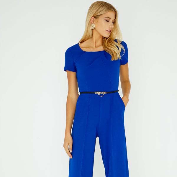 Friday, we're in love... with the Mabury jumpsuit 💙💙💙

bit.ly/2TOLtrM ✨