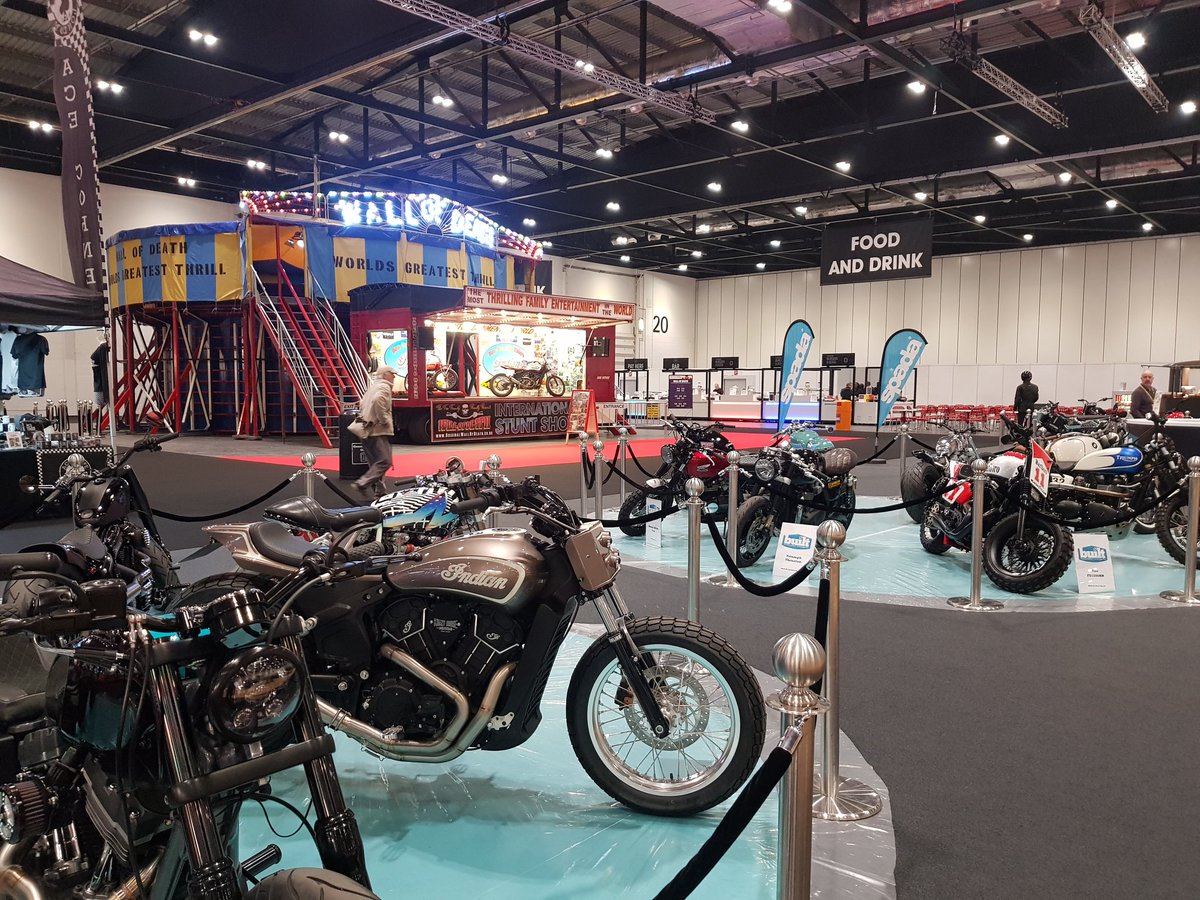 FoxWallofdeath's tweet photo. All ready to rock and roll here at #mcn excel London. First show 10:45 today! #wallofdeath #heraldmotorco #putoline #avontyres #ngk #centralwheelcomponents #unlimitedpassion https://t.co/Kwt7gjg075
