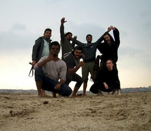 dev_discover's tweet photo. New place. new family.
Other side of the Ganga at benaras.
#benaras #discoverwithdev #travelblogger #viewpoint #tourist #traveldairies #wanderlust #wanderer #traveller #instatravel https://t.co/Xaa1FzYKek