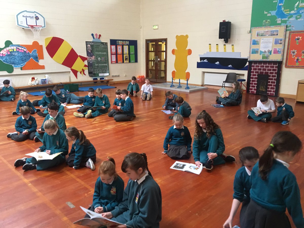 Walterstown5th's tweet photo. Buddy reading with the junior infants this morning https://t.co/lTwVTLBpRa