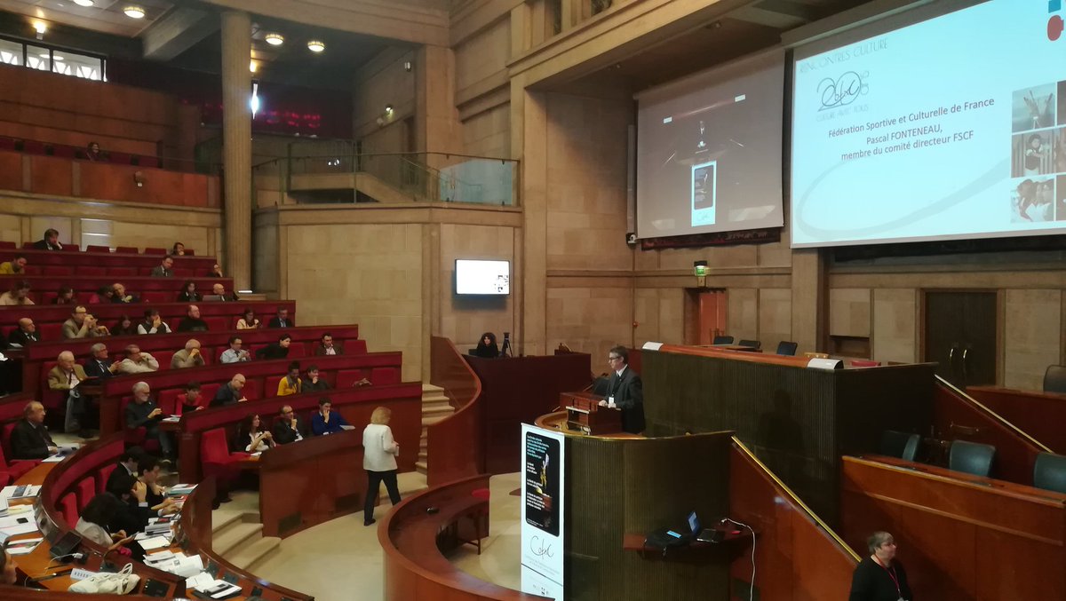 Julien_Mary2's tweet photo. @laFSCF présente ses activités éducatives et culturelles empreintes d'éducation populaire @lecese pour les 20 ans de la COFAC @MinistereCC #cultures #educpop #anniversaire 🎉🎉🍾 https://t.co/EYj2tabEaY