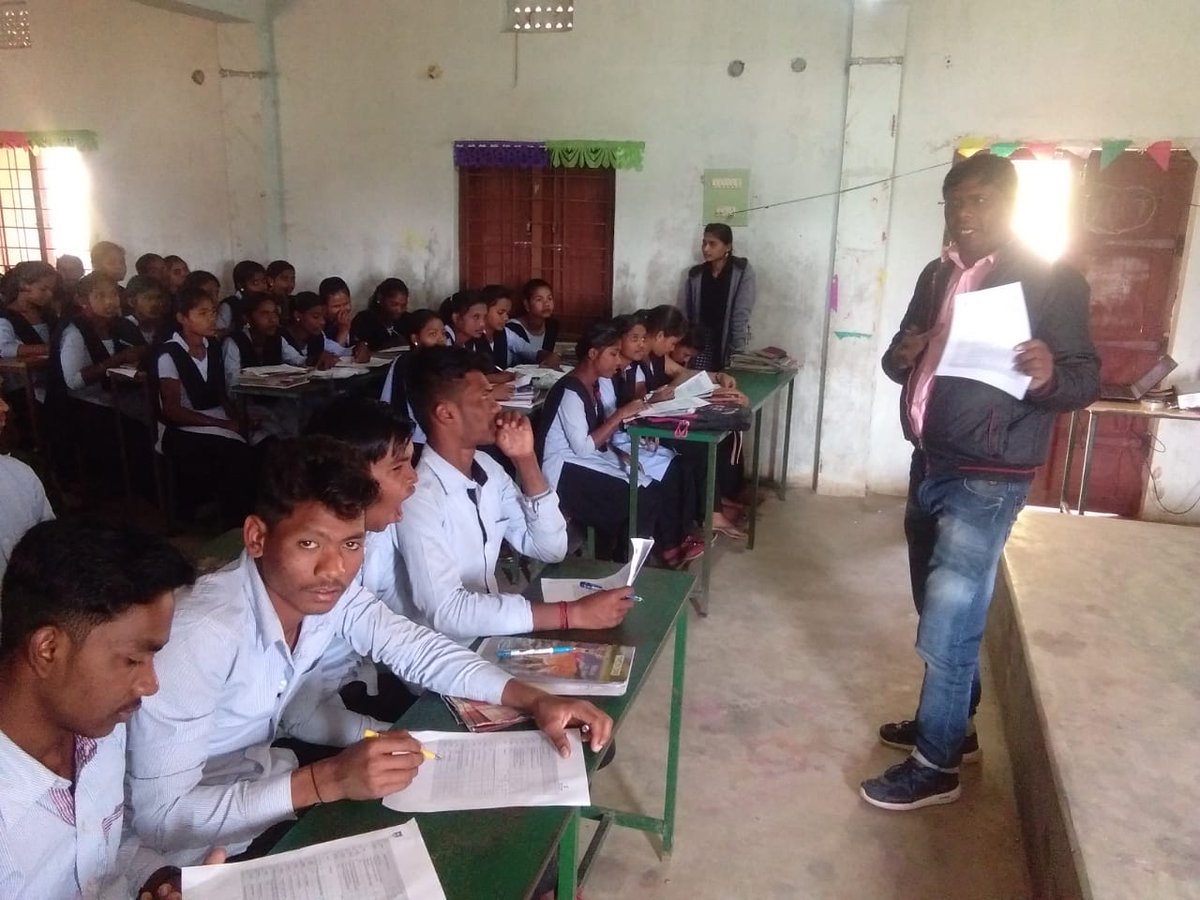 Career  counseling program @ GOVT SSD GIRLS HIGH SCHOOL KUNDRA &amp; SRI AUROBINDO COLLEGE BANUAGUDA By TEAM CSC KORAPUT <a href="/DMKoraput/">Collector and District Magistrate, Koraput</a> <a href="/CSCegov_/">CSCeGov</a> <a href="/MSDESkillIndia/">Skill India</a> @SDTE_Odisha <a href="/skilledinodisha/">Subroto Bagchi</a> <a href="/CscOdisha/">Csc Spv Odisha</a>