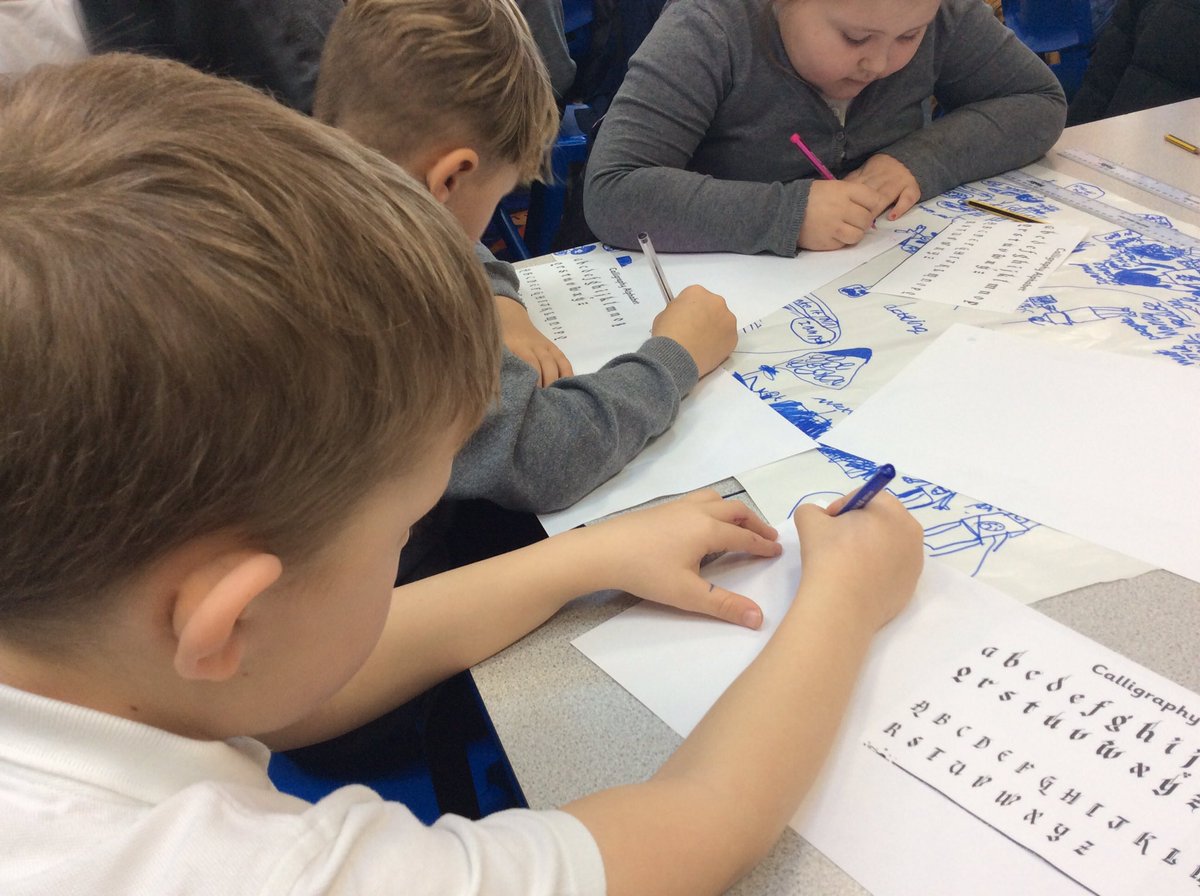 Thorpepark_Hull's tweet photo. Y3 are learning about Islam today for our #REday We have been teaching each other about the #5pillarsofislam and are practicing some calligraphy to write out the pillars for our working wall https://t.co/FiWMU7iHbi