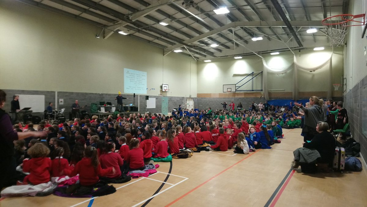 UrddGorMor's tweet photo. Pawb yn mwynhau #jambori #ailiaith #martyngeraint https://t.co/2UzhAF3iMj