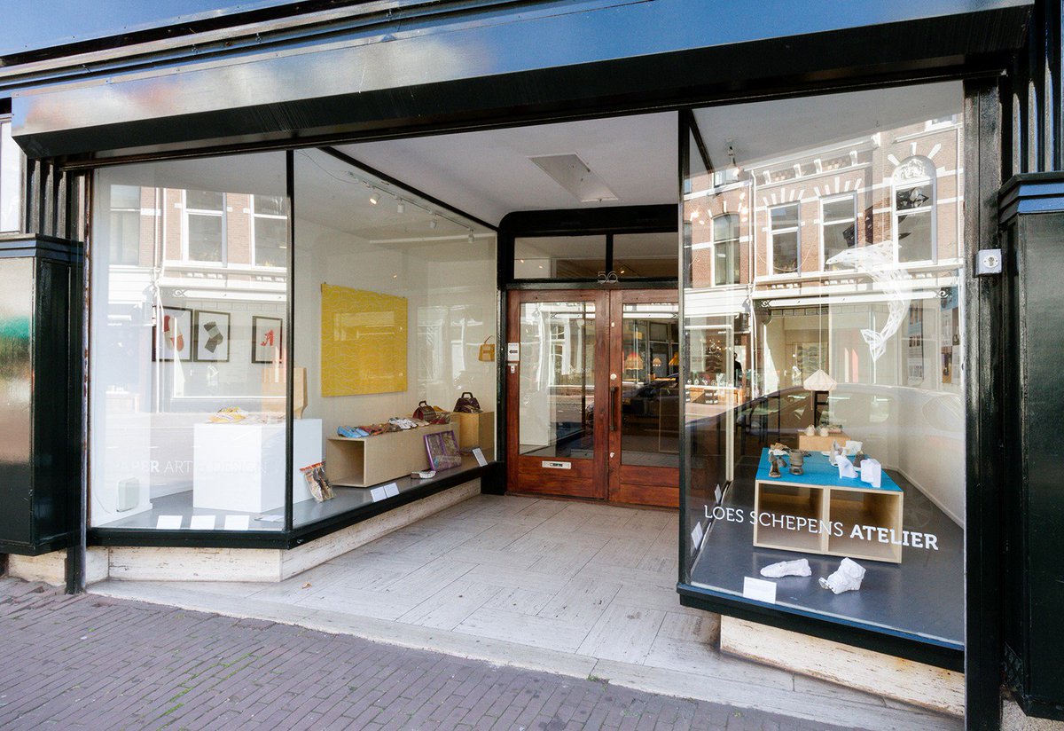 duurzaampapier's tweet image. Kunstenaar Loes Schepens maakt prachtige objecten met zelfgemaakt papier. Lees meer op papierenkarton.nl/mediaroom/kuns…