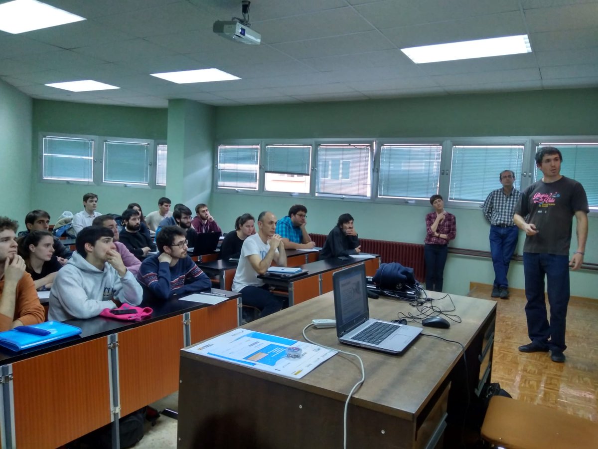 erremesse's tweet image. 📣 Mis compis de #BigData &amp;amp; #SistemasCognitivos se pusieron ayer al otro lado de la barrera para presentar el I #Hackthon del #Agua #Aguathon2019 de @ITAINNOVA en la Fac. de #Matematicas 👏🏼👏🏼👏🏼 

+ Info itainnova.es/aguathon