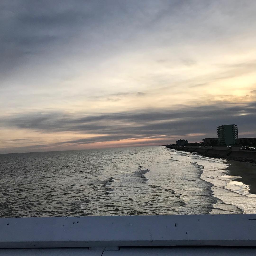 WalkerDavidokc's tweet photo. #Galveston  #Texas  #GulfofMexico https://t.co/YGExvCM0uj