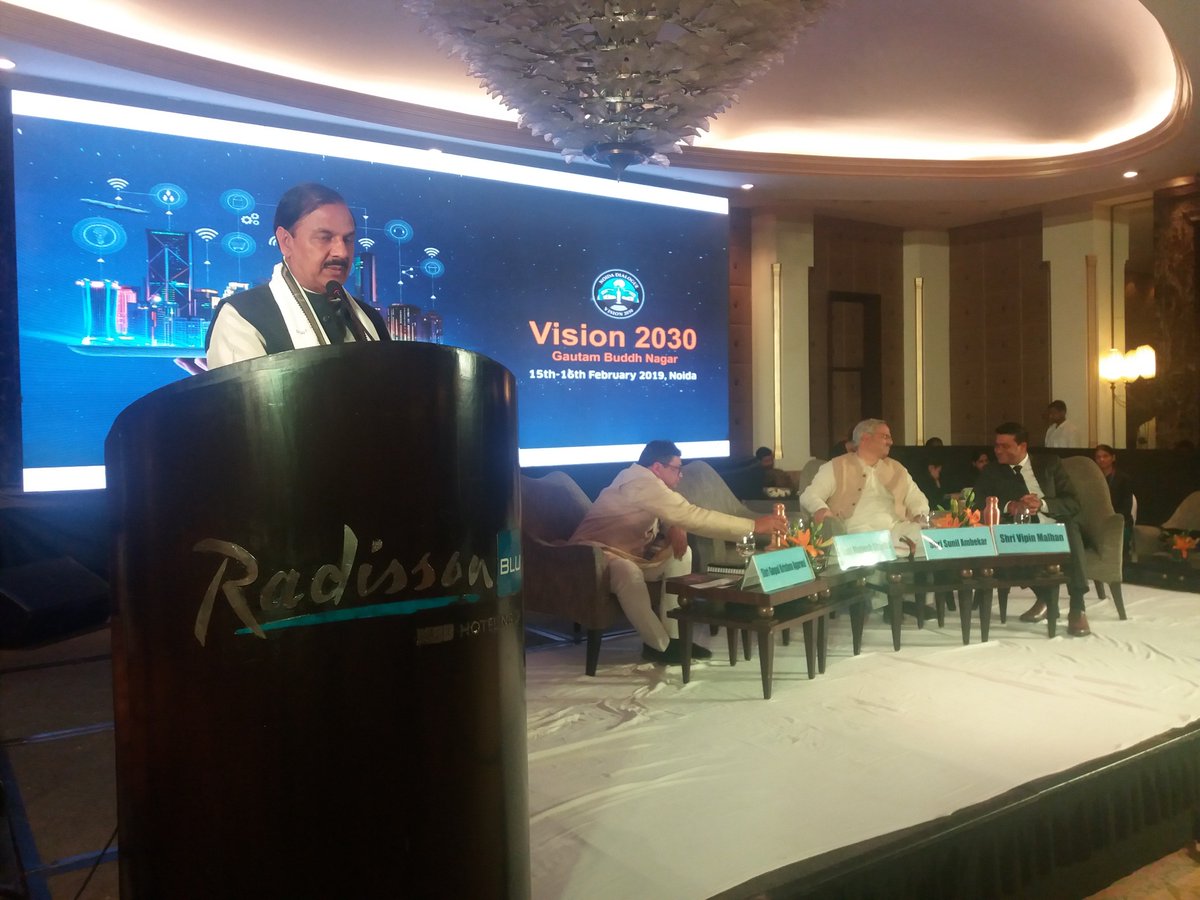 Holistic development is indispensable to Noida’s development, without such an approach execution will be difficult: Dr. Mahesh Sharma
@narendramodi @myogiadityanath @dr_maheshsharma @gopalkagarwal 
#Vision2030 #NOIDADialogue #EmploymentForAll