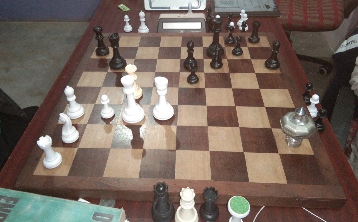 nikchess's tweet image. I hope you are able to see queen on g8 ! #5 Queens in game #Studyclassics #Alekhine1915 @ChessbaseIndia @Angychess5