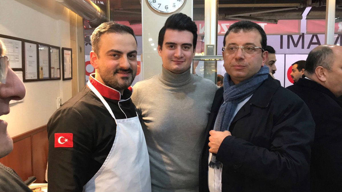 trabzondonerr's tweet photo. #ekremimamoglu #trabzondoner #trabzondöner #trabzondöneri #trabzondonercennet #istanbul #kucukcekmece #cennetmahallesi #mekan #restaurant #lezzet #yummy #yemek #doner #kebap #donerkebap #etdöner #yaprakdoner #eat #eating #nefis #food #mekan #mutfak #gurme  #instagood #instafood https://t.co/4IRr3d2Nce