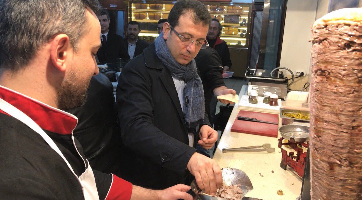 trabzondonerr's tweet photo. #ekremimamoglu #trabzondoner #trabzondöner #trabzondöneri #trabzondonercennet #istanbul #kucukcekmece #cennetmahallesi #mekan #restaurant #lezzet #yummy #yemek #doner #kebap #donerkebap #etdöner #yaprakdoner #eat #eating #nefis #food #mekan #mutfak #gurme  #instagood #instafood https://t.co/4IRr3d2Nce