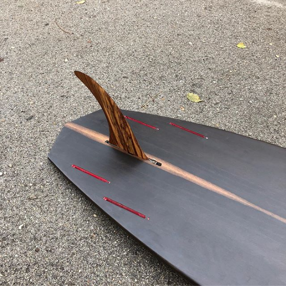 A fantastic fin for a stunning board.
Made with <a href="/finfoil/">finFoil</a> by <a href="/WUUX_UrbanSurf/">WUUX UrbanSurfShapes</a> !

#surfing #kitesurfing #windsurfing