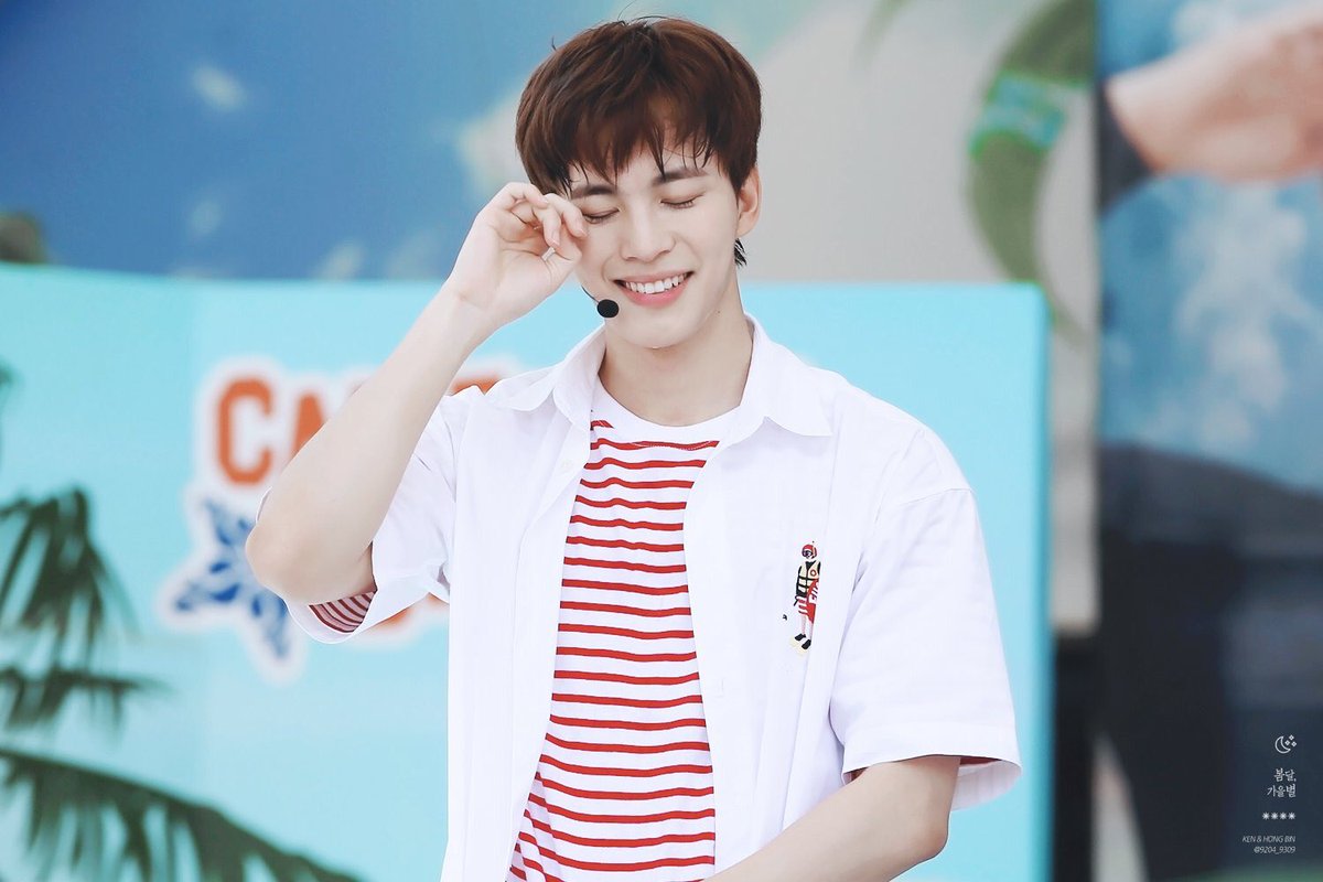hongbin_SAY's tweet photo. 5주년이 생각보다 짧게 지나가서, 굉장히 빠르게 온 것 같아요. 10주년도 금방 올 거라고 생각이 들어서 10주년 때 재미있게 놉시다. 5주년 축하할 수 있게 해주셔서 감사합니다. https://t.co/LALJPWsrWe