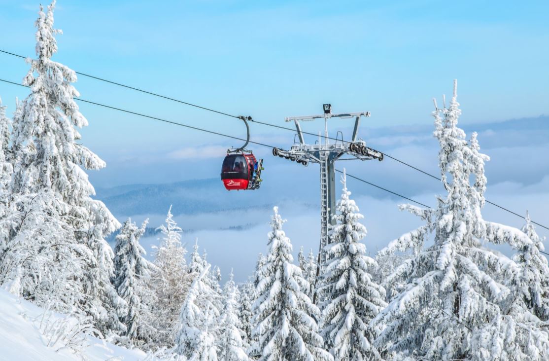 We often get asked about ski chalets for families in Austria (where it can be tricky to find something to suit), so we've put together our top 5 recommendations #familyskiing #Austria ow.ly/AmYU30nEtV8 <a href="/Austria_UK/">Austria_UK</a>