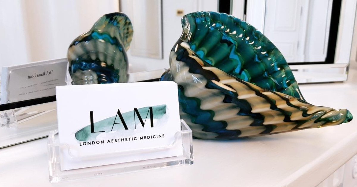 A perfect sunny Friday in Harley Street - hello to all our friends around the world from our very own <a href="/ulianagout/">Dr Uliana Gout</a> &amp; team at LAM Clinic! ☀😉🌍 

<a href="/LAM__Clinic/">LAM Clinic</a>
#beautyblogger #Health #harleystreet #London #luxury #aesthetics #Skin #uk #FridayFeeling #HappyFriday #sunny #February