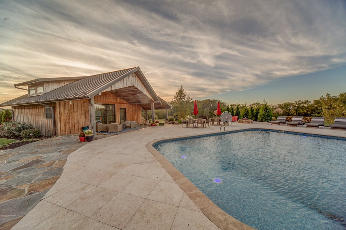properTpeddler's tweet photo. Warmer days are coming! Who would love to have this to enjoy their summer with? Actually this is the perfect property to enjoy year round - https://t.co/vkBcjCG6St #NashvilleIL #KellerWilliamsMarquee #KWLand #KWLuxury #propertypeddler #RealEstate https://t.co/3tLI2sQ6s5
