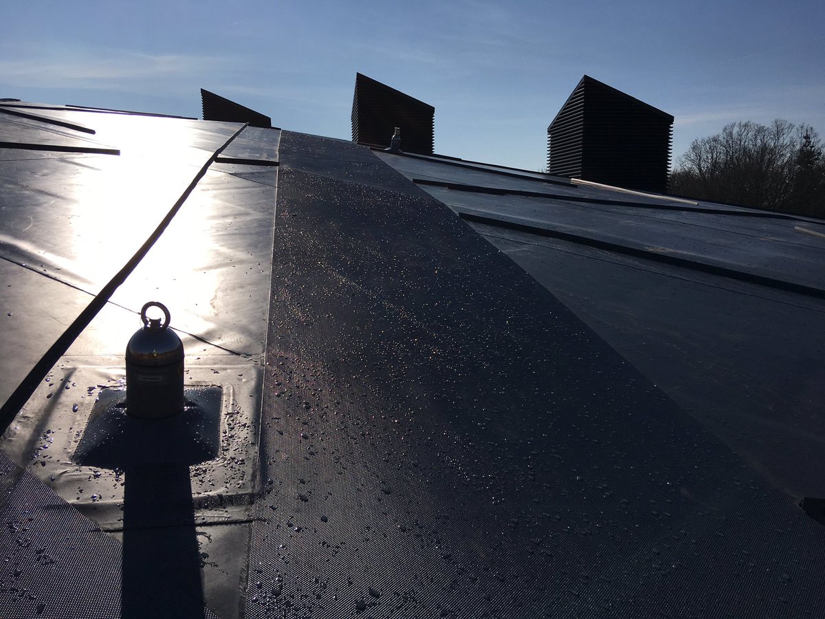 Who’s looking forward to summer? @SikaSarnafilUK looking great in the sunshine and against some blue sky...