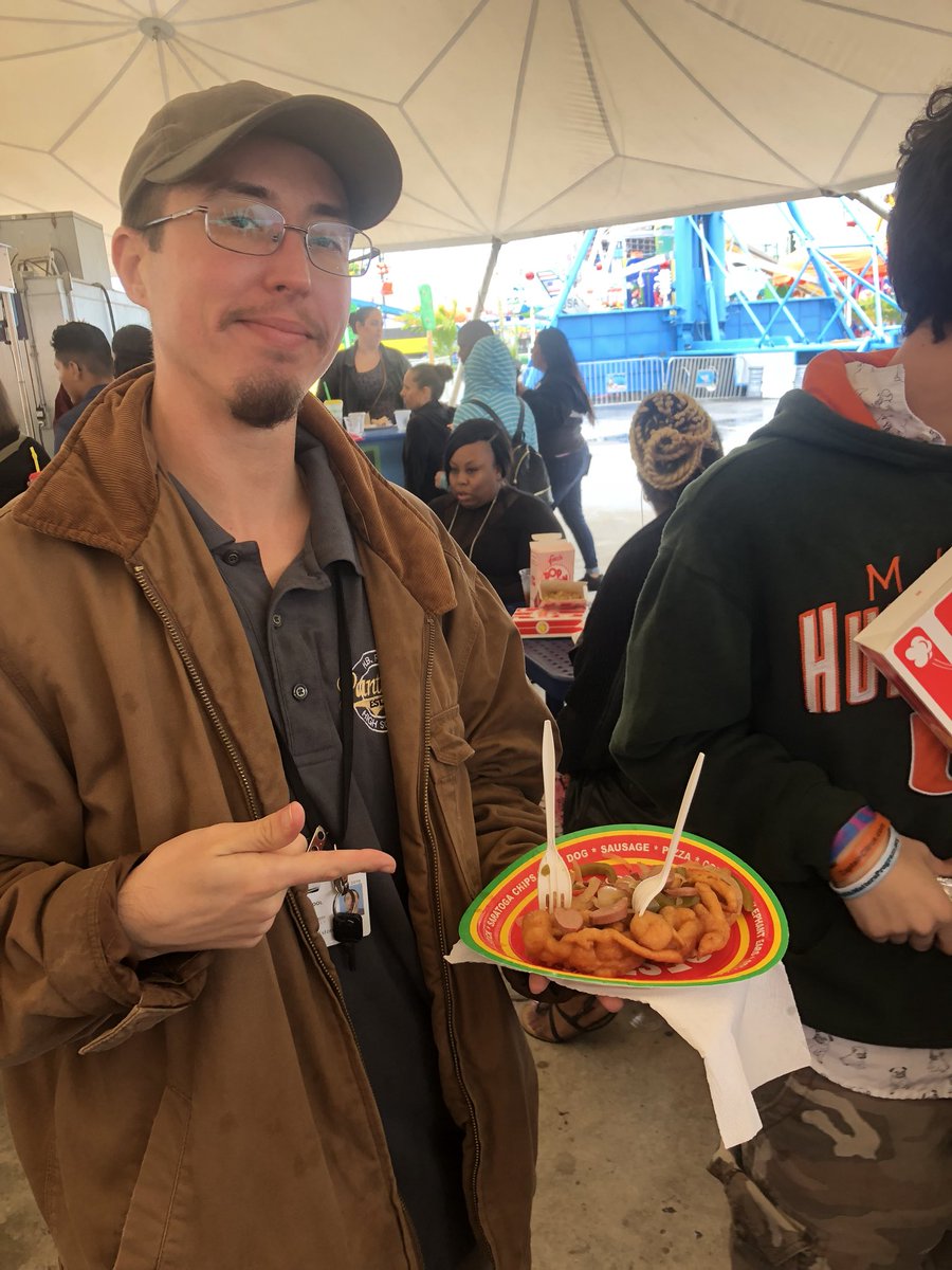 FAIR DAY 2019!!! So much fun, friendship, and awesome memories. So thankful to have people in our club who care so much, and make events like this live up to the excitement. #inclusion <a href="/bestbuddies/">Best Buddies</a>