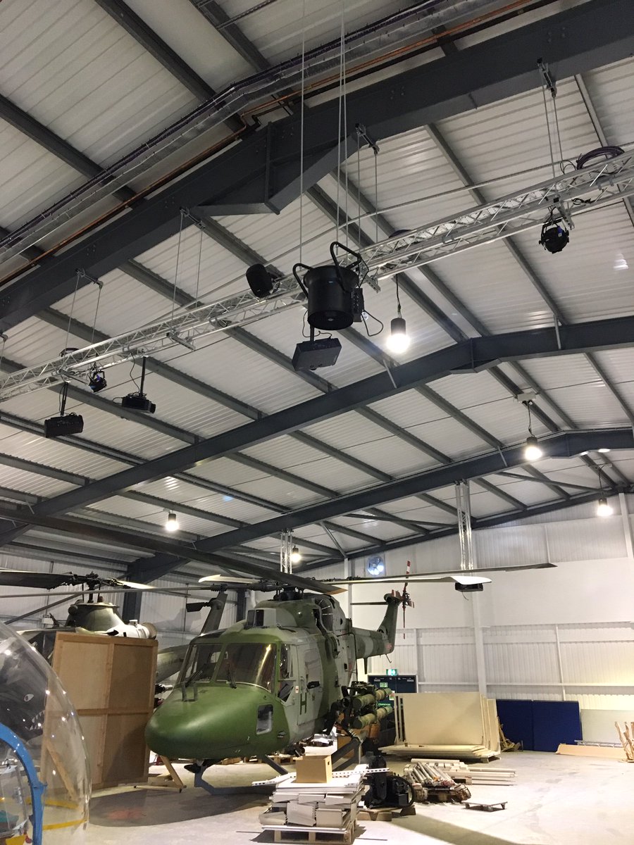 armyflying's tweet image. We AV been very busy this week! 📽️🌬️ #AudioVisualDesign @aype @fusion_lx