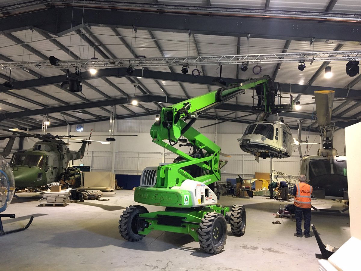 armyflying's tweet image. We AV been very busy this week! 📽️🌬️ #AudioVisualDesign @aype @fusion_lx
