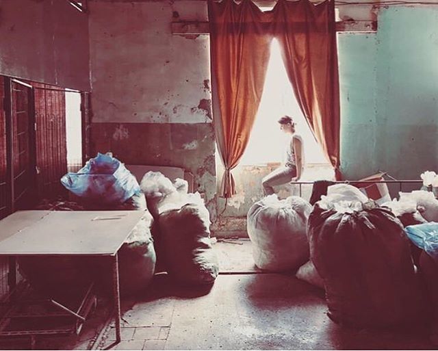Taking out the laundry... Telavi, Kakheti.
Photo source: <a href="/nir/">Nir</a>.singher .
.
.
#kakheti #telavi #oldinterior #filmphotography #lowlights #art #moviescenes #laundryroom #georgia #georgiastartshere bit.ly/2tpulgt