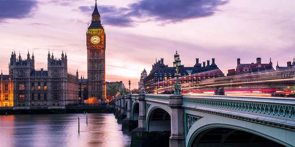 Deltek's tweet image. Professional services firm leaders face a host of communication challenges—when dealing with clients or communicating internally with teams. Read the #DeltekProjectNation blog “Communicate like Churchill” for communication and leadership tips. bit.ly/2Go4Ep3